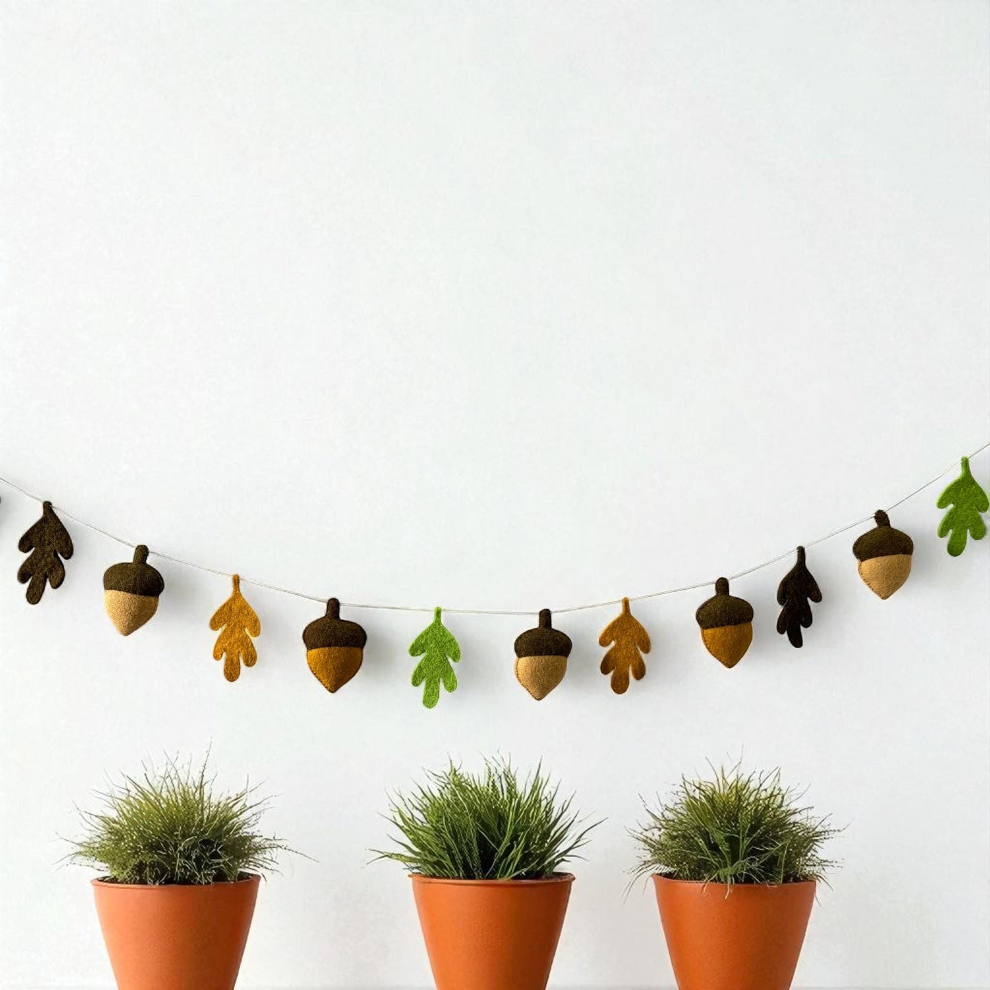 Wool Felt Fall Garland, Autumn Season Garland, Wool Felt Autumn Leaves and Acorns Fall Decor Garland and Bunting, Thanksgiving for Halloween