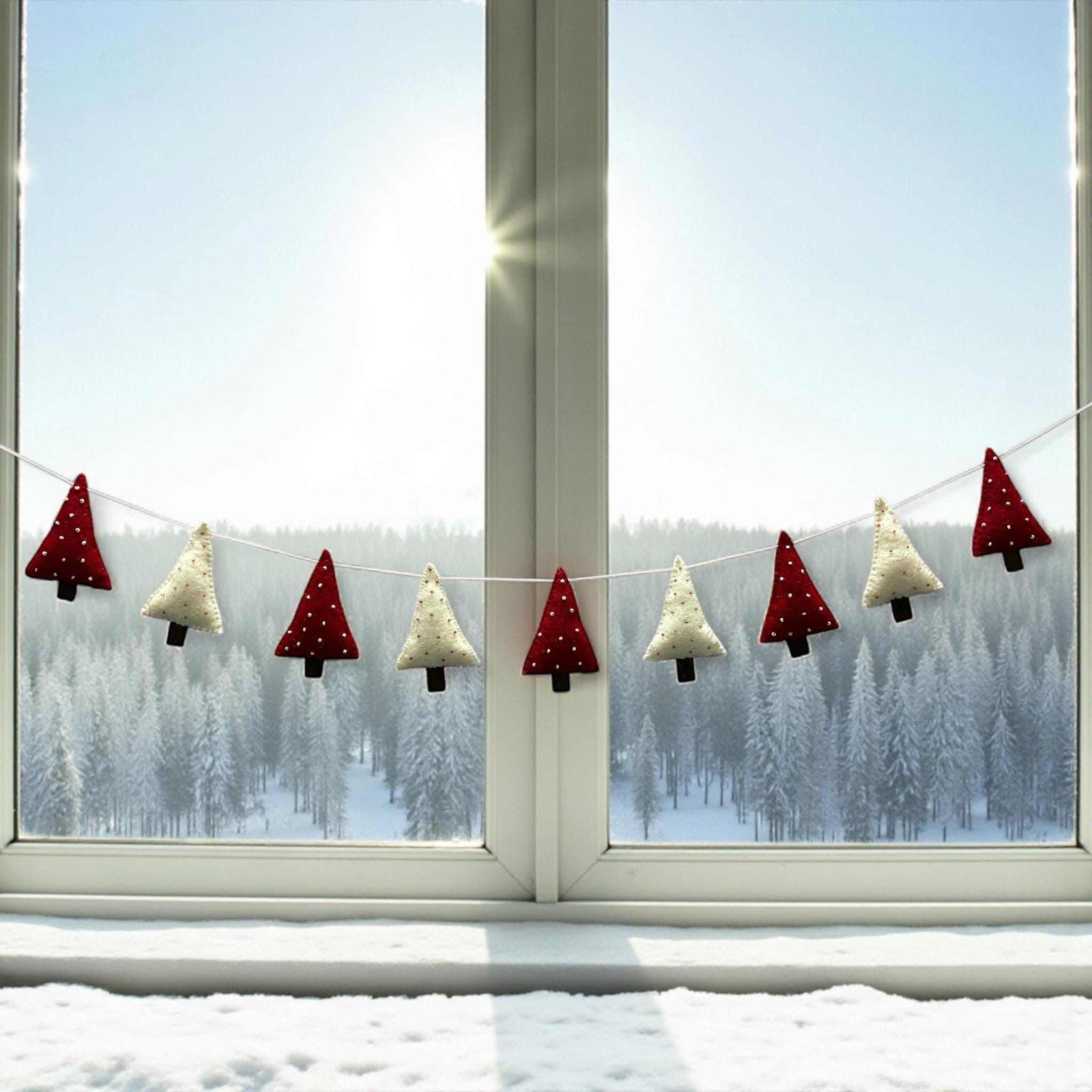 Handmade Felt Christmas Tree Garland: Holiday Mantel Decor
