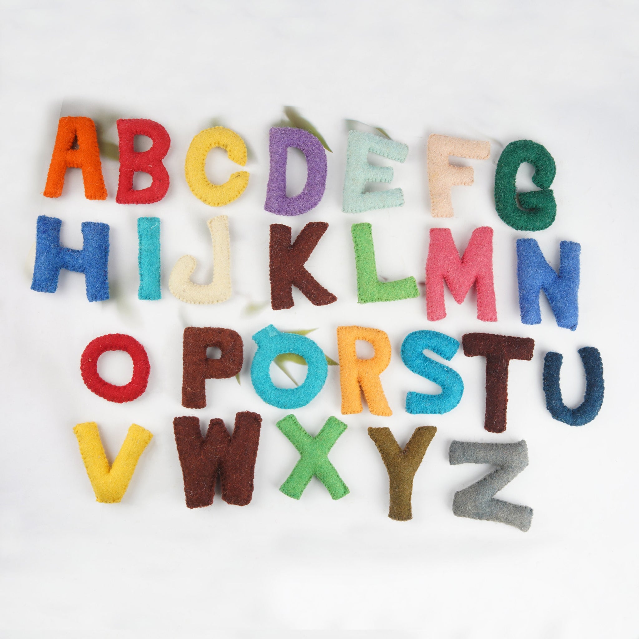 Customized Felt Name Garland – Soft Felt Letters in Cursive or Block, Plush Name Banner for Nursery or Baby Shower