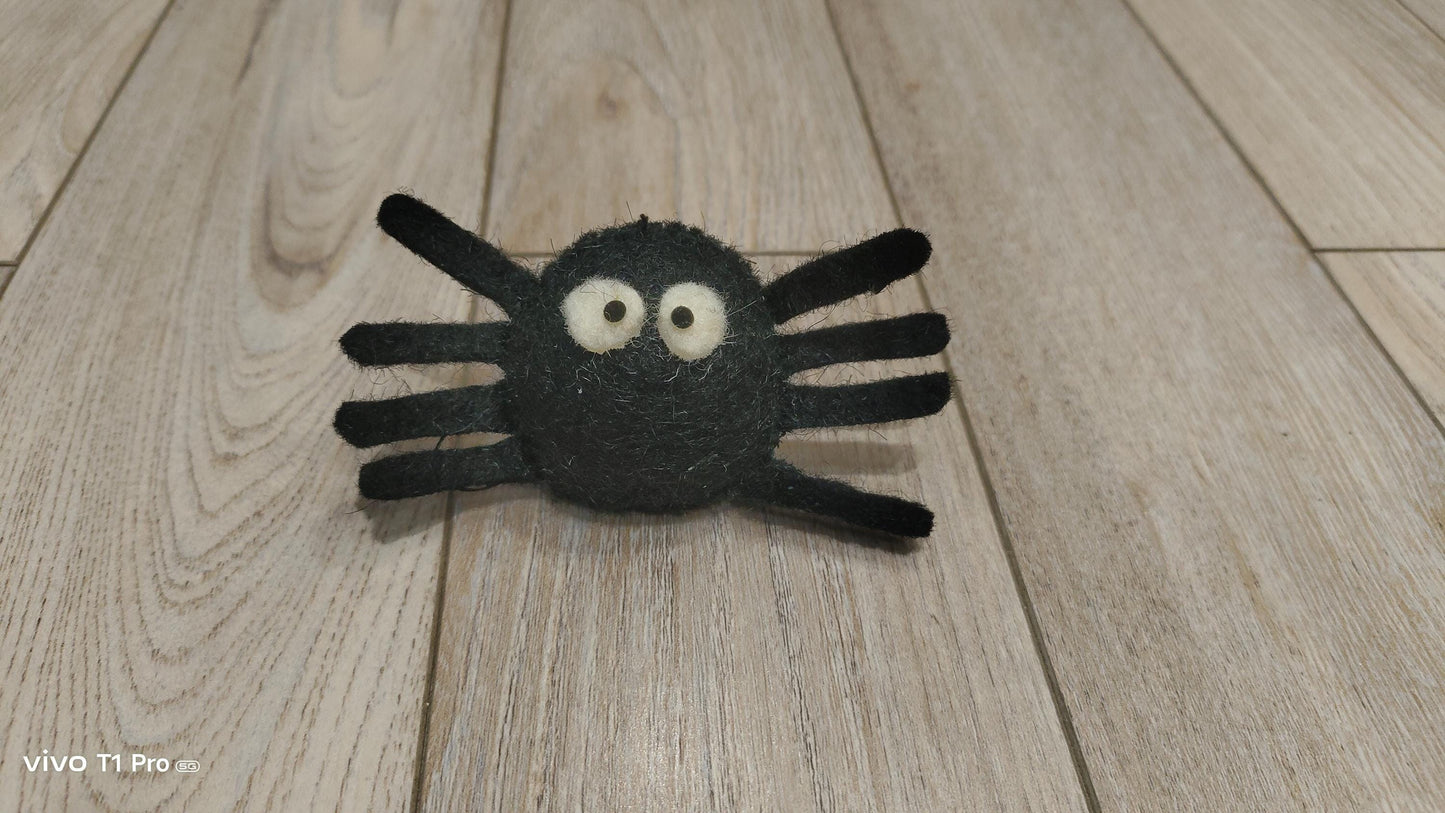 Handmade Felt Spider Ornament: Halloween Tree Decoration