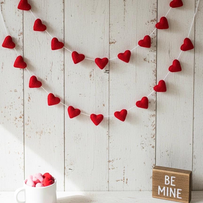 Handmade Wool Felt Hearts Garland Valentine’s Day Decor Wedding and Anniversary Decoration Bridal Shower & Engagement Decor