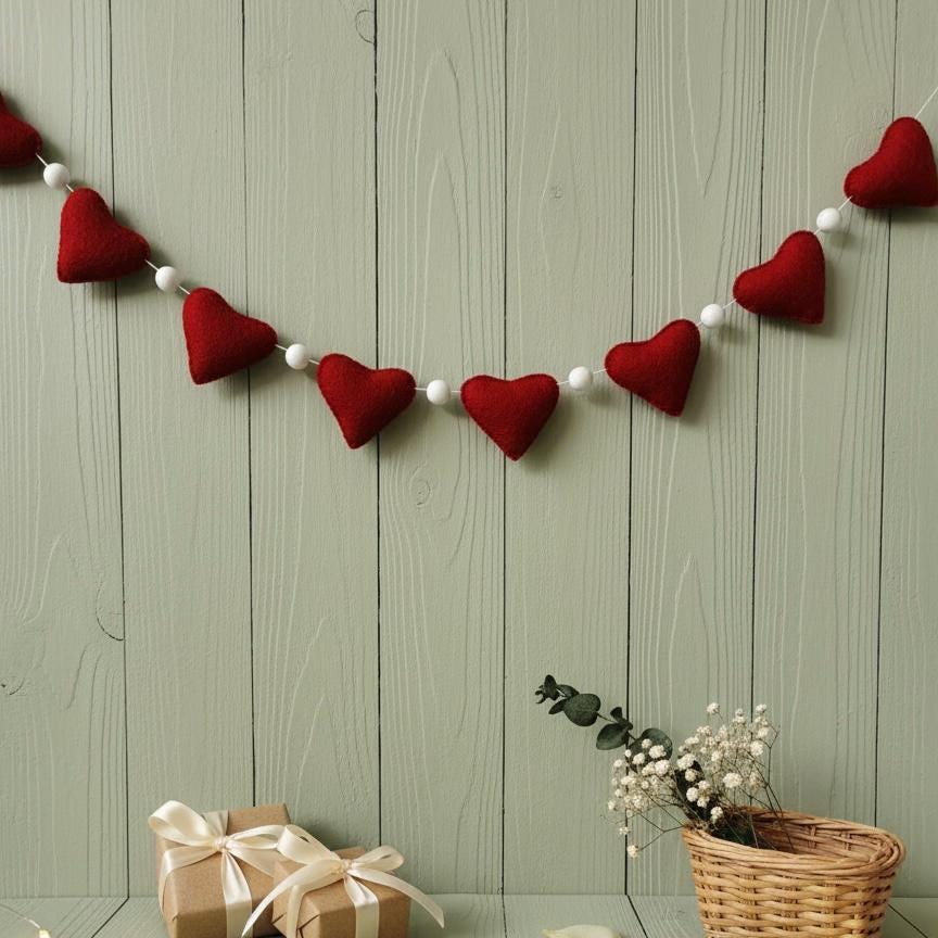 Wool Felt Handmade Heart Garland | Valentine’s Day Decor | Wedding & Anniversary Decoration | Romantic Bedroom Wall Decor | Couple Gift