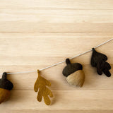 Wool Felt Fall Garland, Autumn Season Garland, Wool Felt Autumn Leaves and Acorns Fall Decor Garland and Bunting, Thanksgiving for Halloween