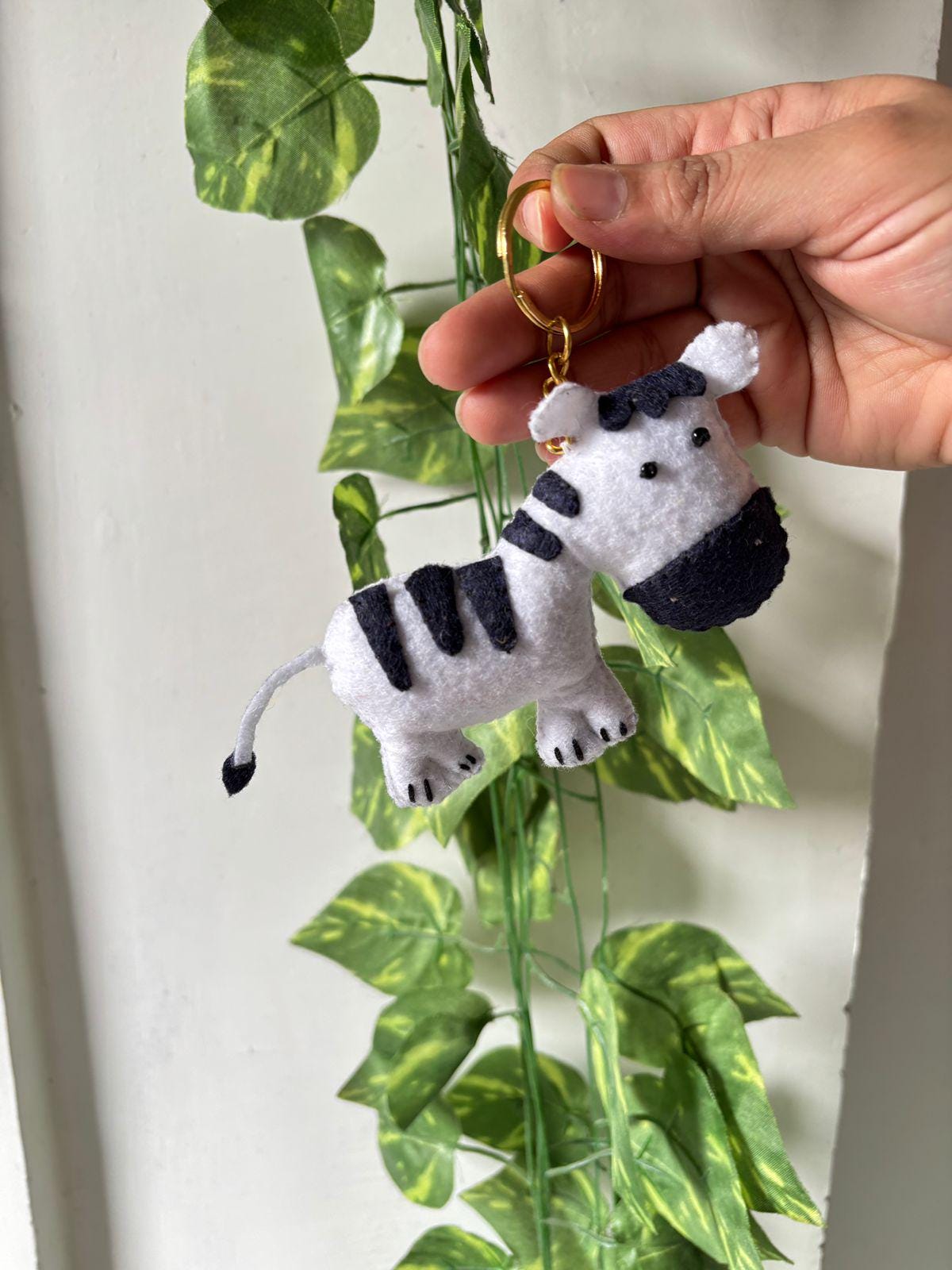 Safari Animal Felt Keychain – Handmade Plush Bag Charm