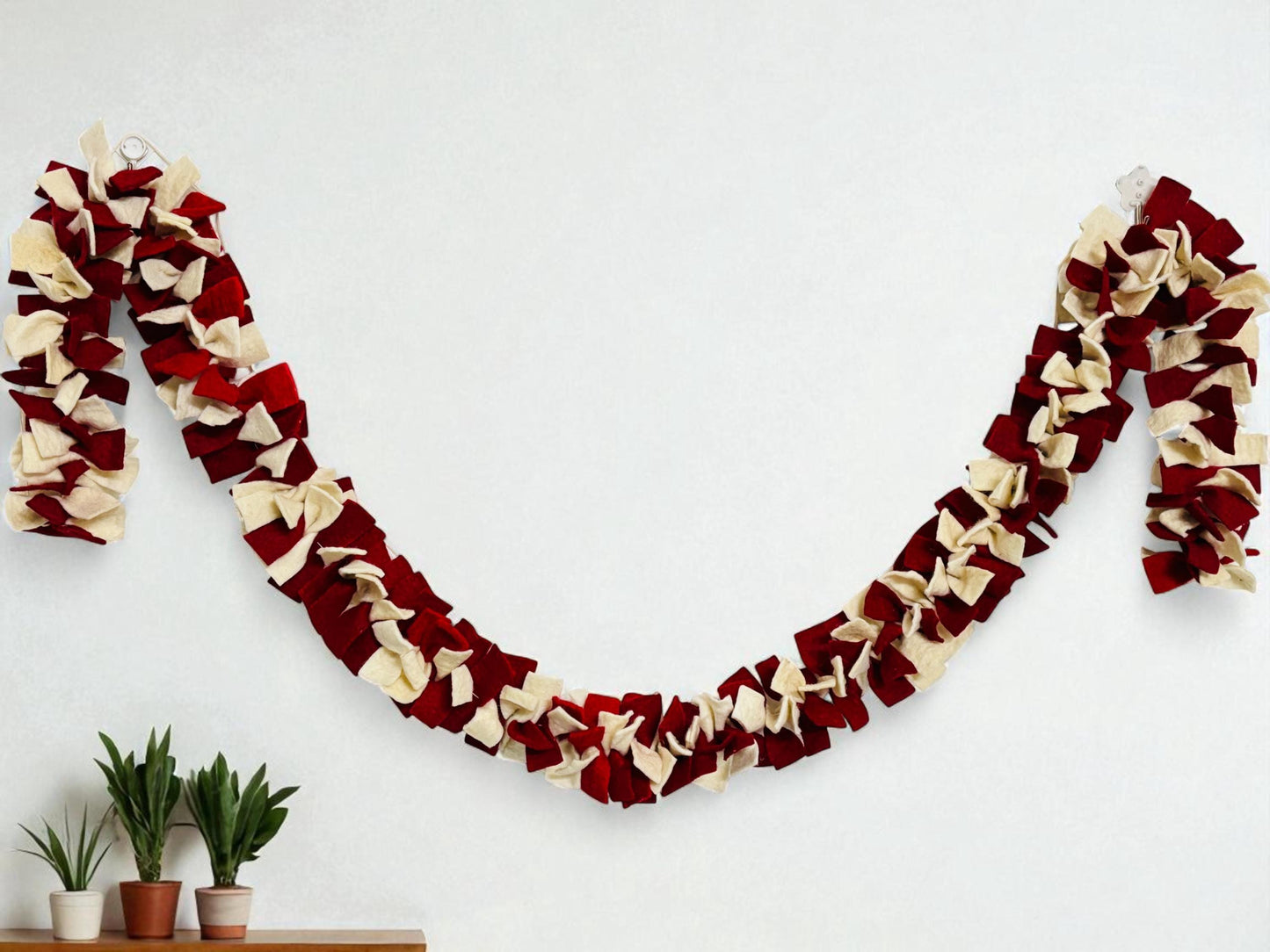 Felt Christmas Garland Decor, Xmas Window Bunting, Holiday Wall Hangings & Furnace Decorations